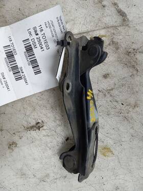 118.to1e03 Toyota 03 Echo Hood Hinge Pair