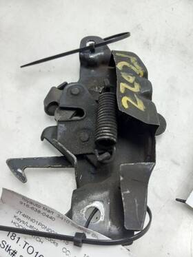 181.to1692 Toyota 92 Pickup Hood Latch