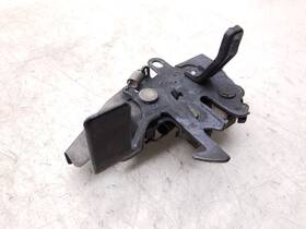 181.to1b98 Toyota 98-00 Corolla Hood Latch