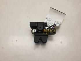 Toyota 181.to1h02 02-06 Camry Decklid Latch