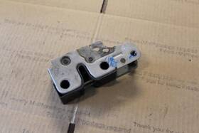 181.vw1l10 Volkswagen 2005 2006 2007 2008 2009 2010 Jetta Hood Latch Lock Cracked