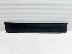 3c0121345 Volkswagen H409176 2009-2017 Cc Hood Radiator Seal Used See Pictures