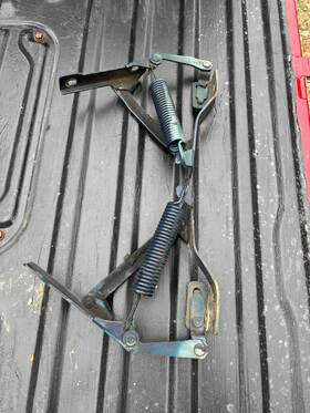 213-2 Volvo 1975 1993 240 260 Hood Hinges Medium Blue 242 244 245 Dl Gl