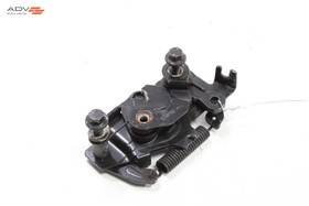 32244411 Volvo Xc40 Hood Bonnet Right Passenger Side Latch Lock Oem 2019 - 2024 32244411 Volvo Xc40 Hood Bonnet Right Passenger Side Latch Lock Oem 2019 - 2024