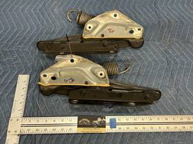 4101e Volvo 1998-2000 V70r V70 S70 Black Hood Hinges Left And Right Pair Oem #4101e