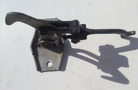 9133345 Volvo Very Good 850 Safety Release Hood Latch 1994-1997 Bonnet