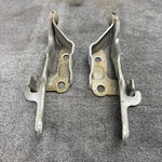 Hood Hinge Set 1998-2007 Toyota Land Cruiser LX470 Oem 53420-60040 53410-60050. Fixed Price $55.64.