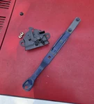1979-83 Toyota 2/4WD Pickup Oem Hood Release Latch Lock Catch W/bolts & Bracket. Fixed Price $85.00.