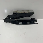 2010-2014 Vw Jetta Right Hood Hinge 5K0823302C. Fixed Price $22.00.