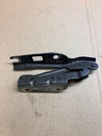 2007-2016 Volkswagen Eos Right Passenger Side Hood Hinge 1Q0823302C. Fixed Price $20.30.