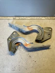 2004-06 Dodge Durango Right And Left Hood Hinges Oem. Fixed Price $35.00.