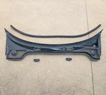 06-13 Audi A3 Windscreen Wiper Cowl Cover, Washer Jet/seal 8P1819415 Full Set. Fixed Price $98.61.