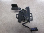 Hood Latch Fits 2005 Cadillac Sts 359971. Fixed Price $54.00.