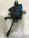 2001-2003 Toyota Highlander Hood Latch Oem. Fixed Price $80.10.