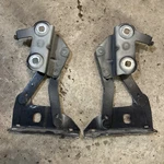 03-08 L322 Land Range Rover Right & Left Hood Release Hinges Oem. Fixed Price $44.10.