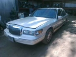 Hood Fits 90-97 Lincoln & Town Car 1109160. Fixed Price $100.00.